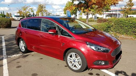 Ford S-Max • 2017 • 83,000 km