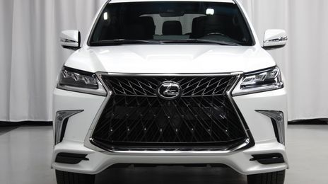 Lexus LX • 2021 • 10,337 km