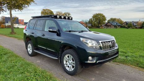 Toyota Land Cruiser • 2012 • 127,000 km