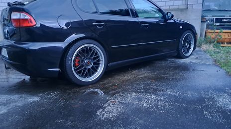 Seat Leon • 2004 • 211,000 km