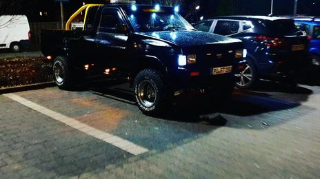 Nissan King Cab • 1990 • 86,000 km