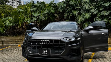 Audi Q8 • 2023 • 28,000 km
