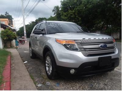 Ford Explorer • 2015 • 80,000 km