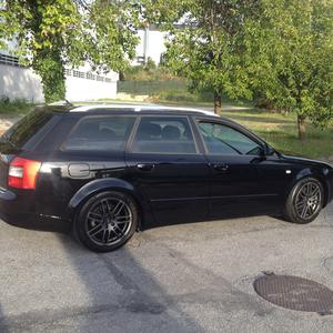 Audi A4 • 2003 • 326,000 km