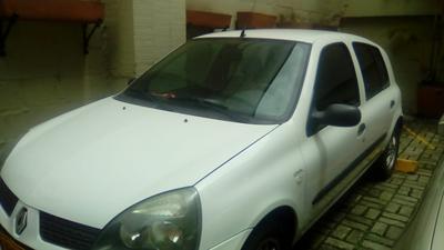 Renault Clio • 2007 • 93,000 km