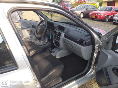 Renault Clio • 2017 • 30,270 km