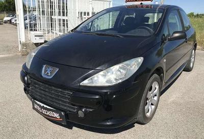 Peugeot  • 2007 • 182,324 km