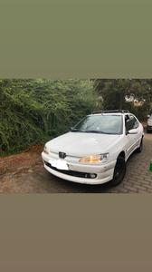 Peugeot 306 • 2001 • 162,000 km