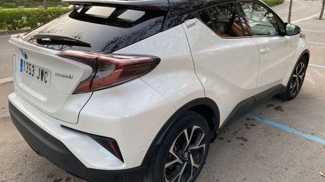 Toyota C-HR • 2022 • 20,700 km