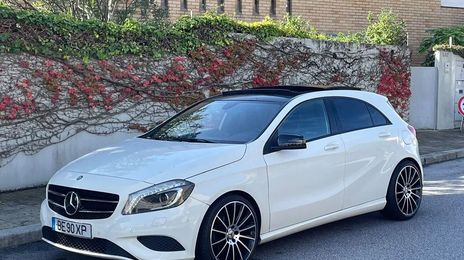 Mercedes-Benz CLA • 2012 • 220,000 km