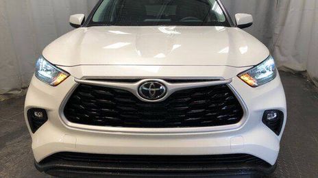 Toyota Highlander • 2022 • 10 km