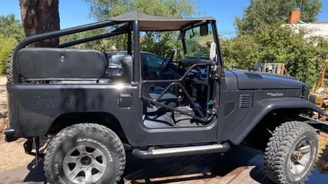 Toyota Pickup • 1981 • 190,000 km