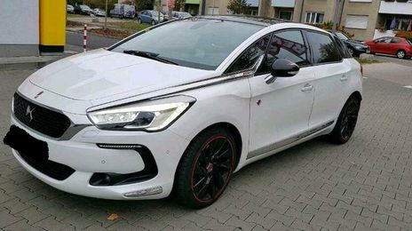 Citroën DS5 • 2017 • 88,000 km