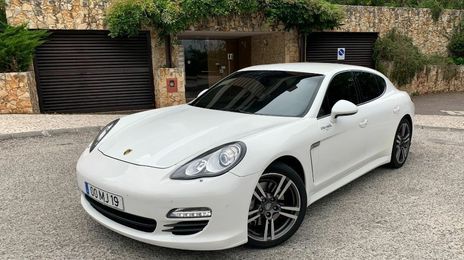 Porsche Panamera • 2011 • 203,900 km