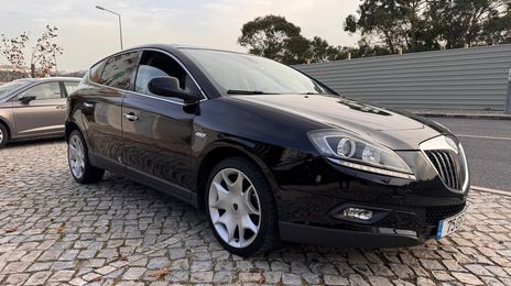 Sinotruk Hohan 6x4 • 2008 • 200,000 km