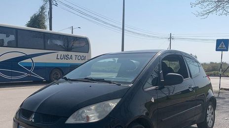 Mitsubishi Colt • 2006 • 180,000 km