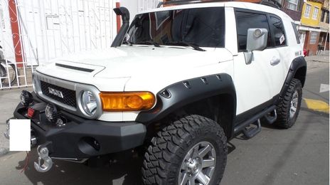 Toyota FJ Cruiser • 2015 • 130,000 km