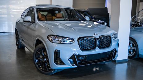 BMW X4 • 2024 • 4,100 km