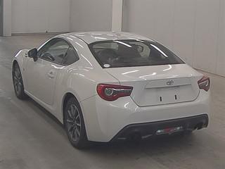 Toyota 86 • 2018 • 2,000 km