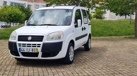 Fiat Doblo Cargo Combi • 2009 • 162,000 km