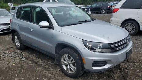 Volkswagen Tiguan Limited • 2013 • 10,000 mi