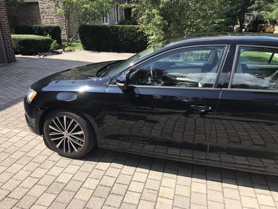 Volkswagen Jetta • 2013 • 111,300 km
