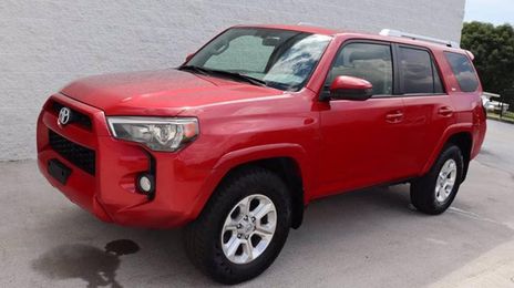 Toyota 4 Runner Limited • 2020 • 13,500 km