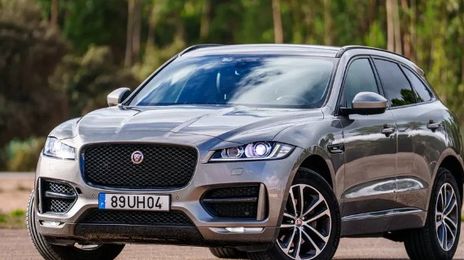 Jaguar F-Pace • 2018 • 131,000 km