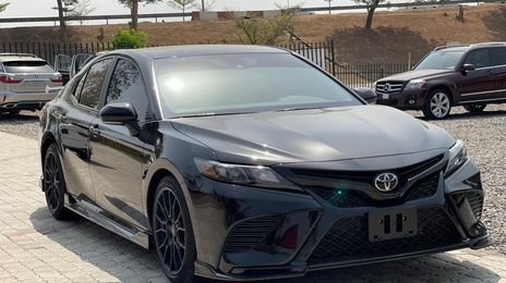 Toyota Camry • 2020 • 2 km