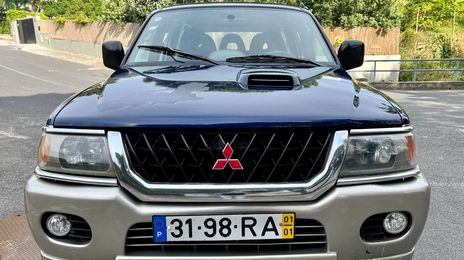 Mitsubishi Pajero • 2001 • 245,304 km