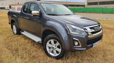 Isuzu D-MAX • 2017 • 88,000 km