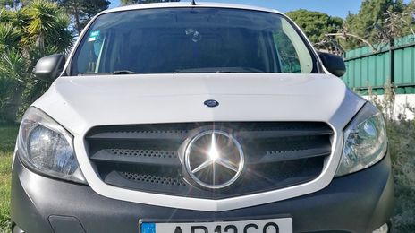 Mercedes-Benz 310 kombi • 2012 • 109,000 km