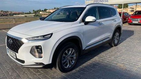 Hyundai Santa Fe • 2019 • 49,411 km