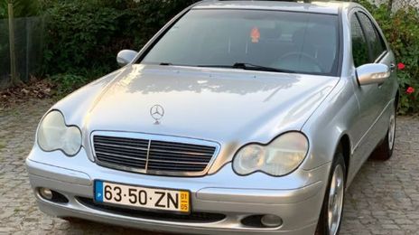 Mercedes-Benz C • 2001 • 265,000 km