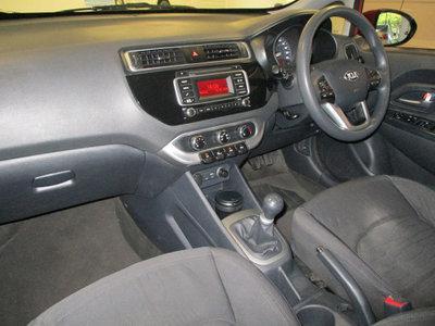 Kia Rio • 2015 • 85,000 km
