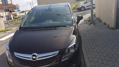 Opel Zafira • 2012 • 60,000 km
