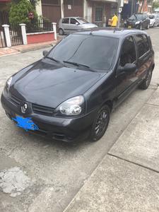 Renault Clio • 2015 • 47,600 km