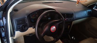 Volkswagen Golf • 2003 • 190,000 km