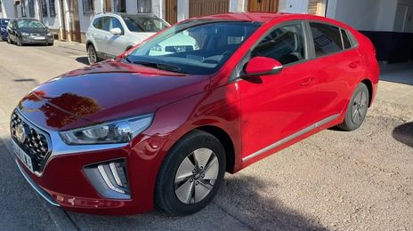Hyundai Ioniq Hybrid • 2022 • 93,638 km