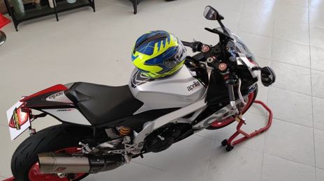 Aprilia rsv4 aprc • 2019 • 4,012 km