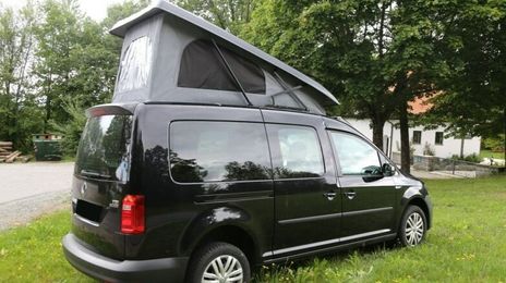 Volkswagen Caddy Van • 2016 • 69,600 km