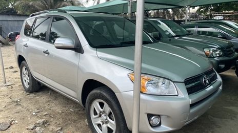 Toyota RAV4 • 2010 • 34 km