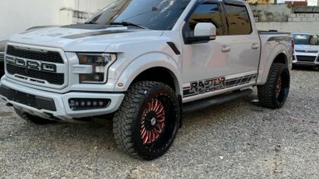 Ford F-150 • 2017 • 300 km