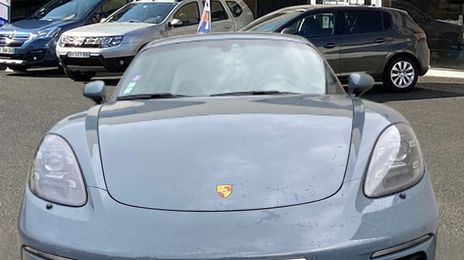 Porsche Cayman • 2017 • 27,000 km