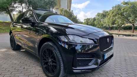 Jaguar F-Pace • 2017 • 165,787 km