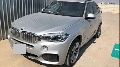 BMW X5 • 2017 • 80,000 km