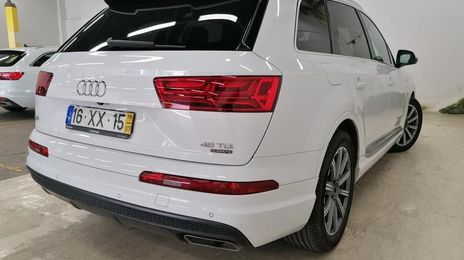 Audi Q7 • 2019 • 54,522 km