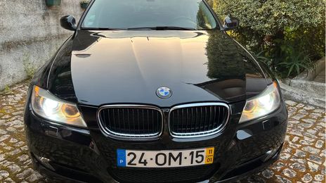 BMW 3 Series • 2011 • 196,500 km