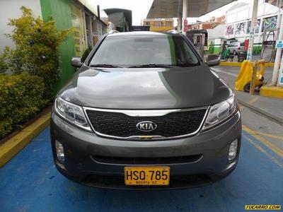 Kia Sorento • 2014 • 84,000 km
