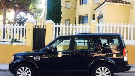 Land Rover Discovery • 2012 • 184,000 km